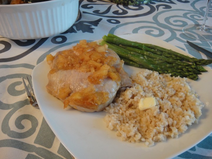 pineapple-glazed pork chops